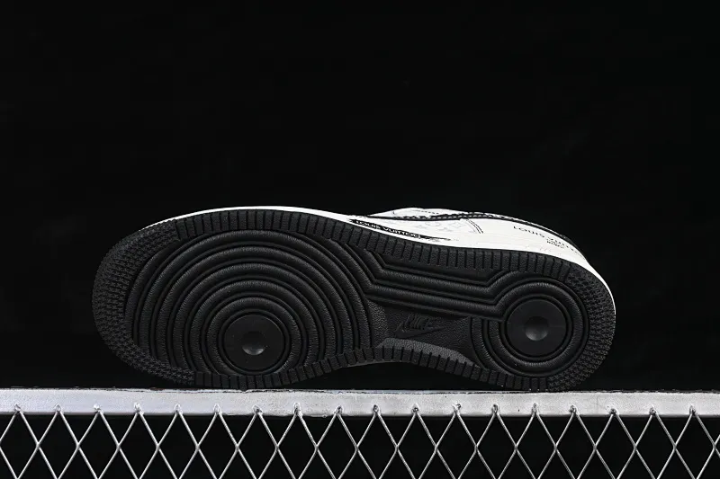 All categories Nk Air Force 1 Air Force series Nk Air Force 1 Low Air Force low-top Nike Air Force 1'07 Low Classic white and black color Air Force 1 low-top casual sneakers KG6699-F31
